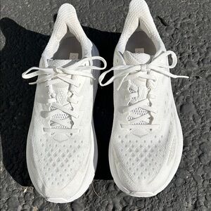 HOKA CLIFTON 9 - Mens Athletic Shoes - VGUC